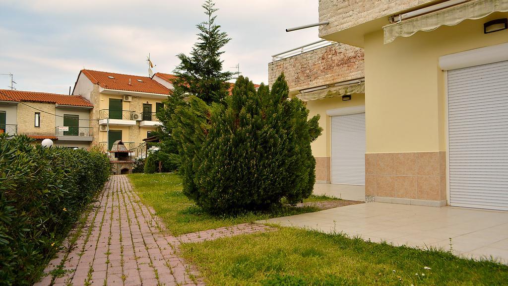 Apartments Monika Kriopigi Bagian luar foto